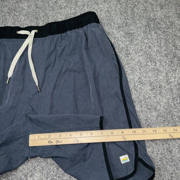 Vuori Shorts Mens Size XL Blue casual Bank shorts 7" - Picture 5 of 9